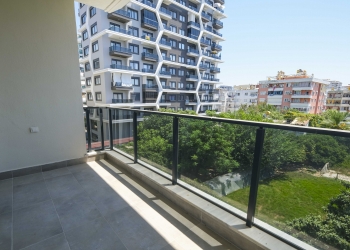 Apartman s pogledom na planine 1+1 u Mahmutlaru, Alanya