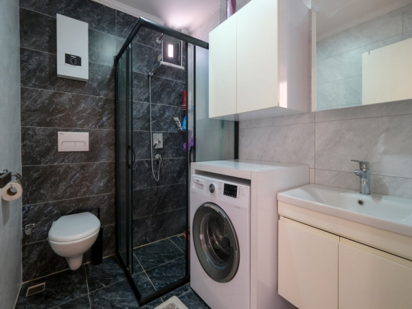 Mountain-View 1+1 Apartment in Mahmutlar, Alanya