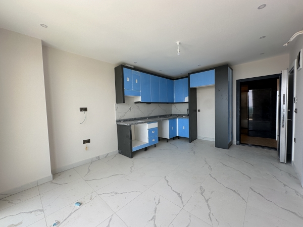 Luxury 1+1 Apartment with Stunning Sea and Mountain Views, Avsallar