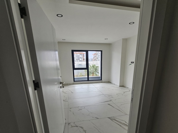 Modernes 1+1 Apartment mit Bergblick in Avsallar, Alanya